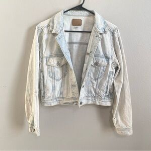 American Eagle Light Acid Wash Distressed Cotton Crop Denim Jacket Size Large